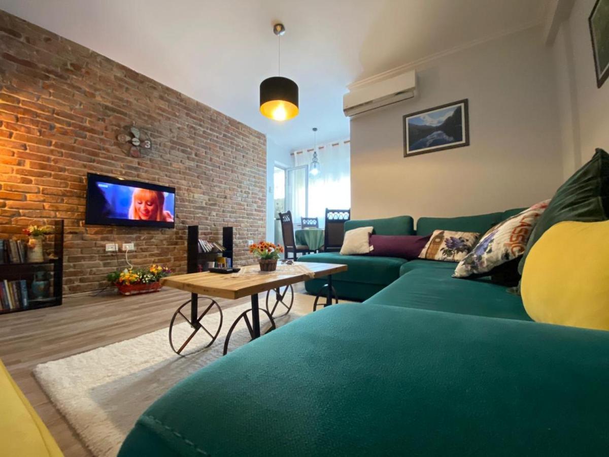 Ultra Apartments 'New Baazar' Tirana Kültér fotó