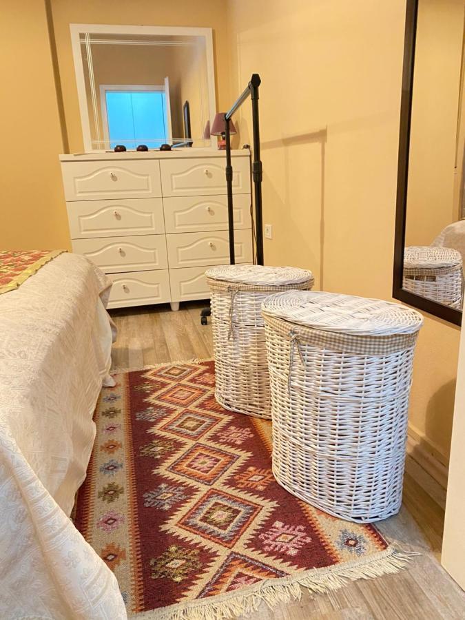 Ultra Apartments 'New Baazar' Tirana Kültér fotó