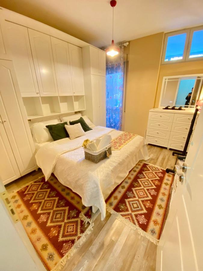 Ultra Apartments 'New Baazar' Tirana Kültér fotó
